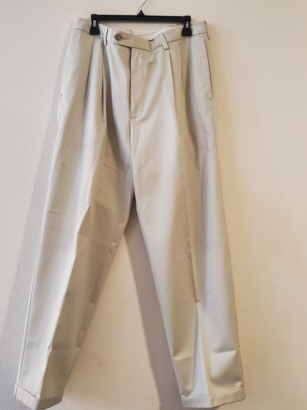 Haggar Men's Khaki Chinos in Light Beige Size 36X32 - Picture 2 of 7